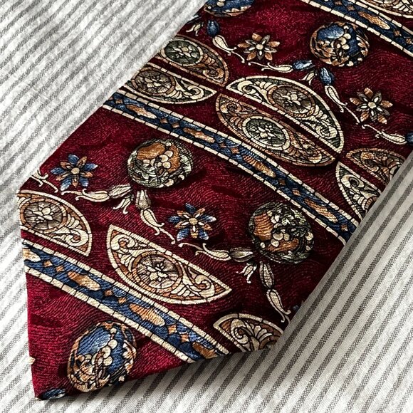 Christian Dior Vintage Royal Red Neck Tie 100% Silk - Picture 2 of 7